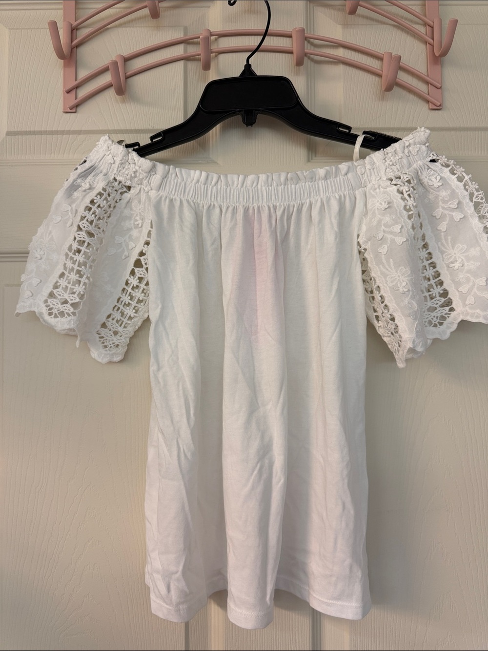 Lilly Pulitzer White Off-Shoulder Crochet Sleeve Blouse